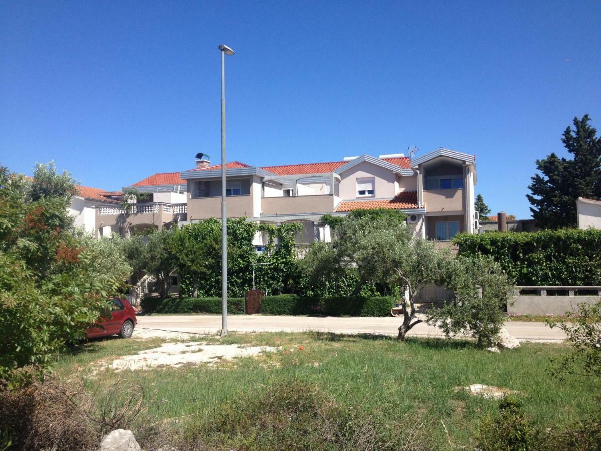 Apartments Dubravka Pirovac Dış mekan fotoğraf