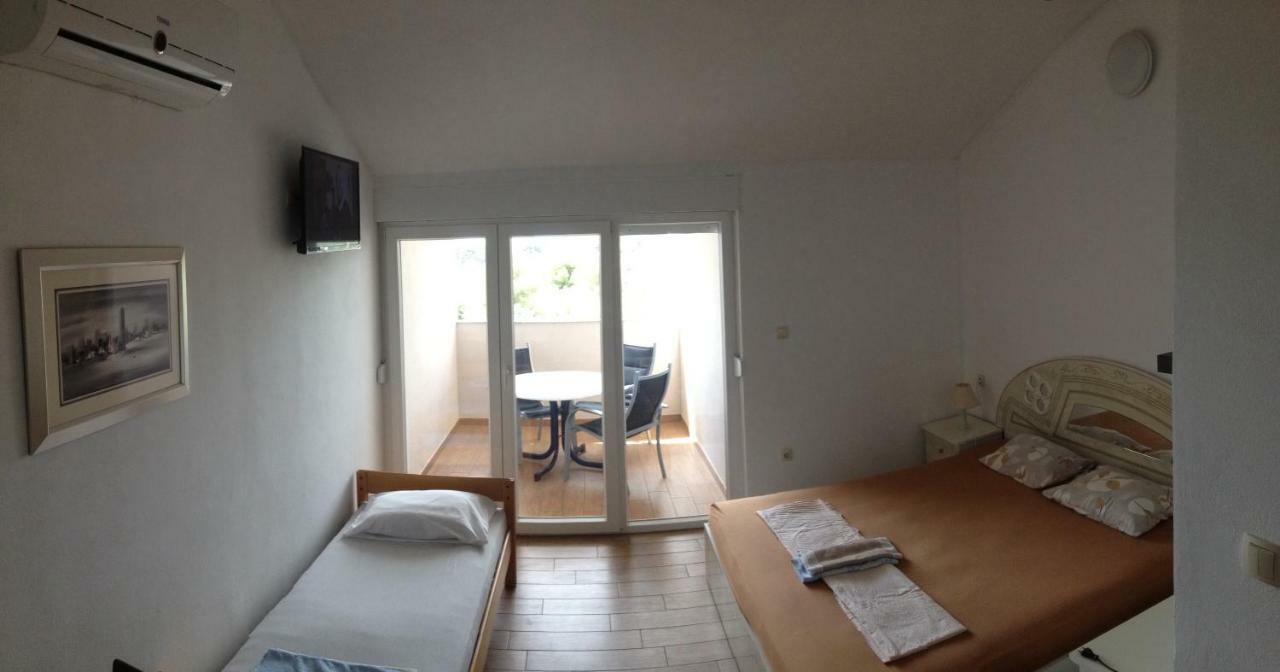Apartments Dubravka Pirovac Dış mekan fotoğraf